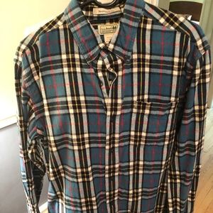 EUC - Men's LL Bean Flannel Button Down size L